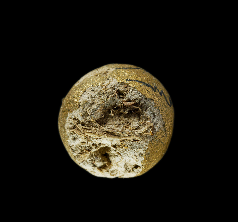 3Mar2025 (113)p.jpg - ลูกอม เนื้อผง ผสมว่าน ทาทอง จารยันต์ ลูกอมเก่าสวย มวลสารดี ฝังตะกรุด บ้านค่าย จ.ระยอง | https://kamulet.in.th